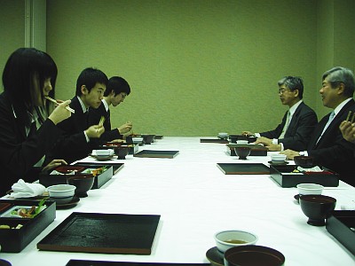 s0503_3.jpg